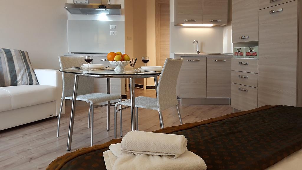 City Center Sea View Ortigia Apartment Сиракуза Екстериор снимка